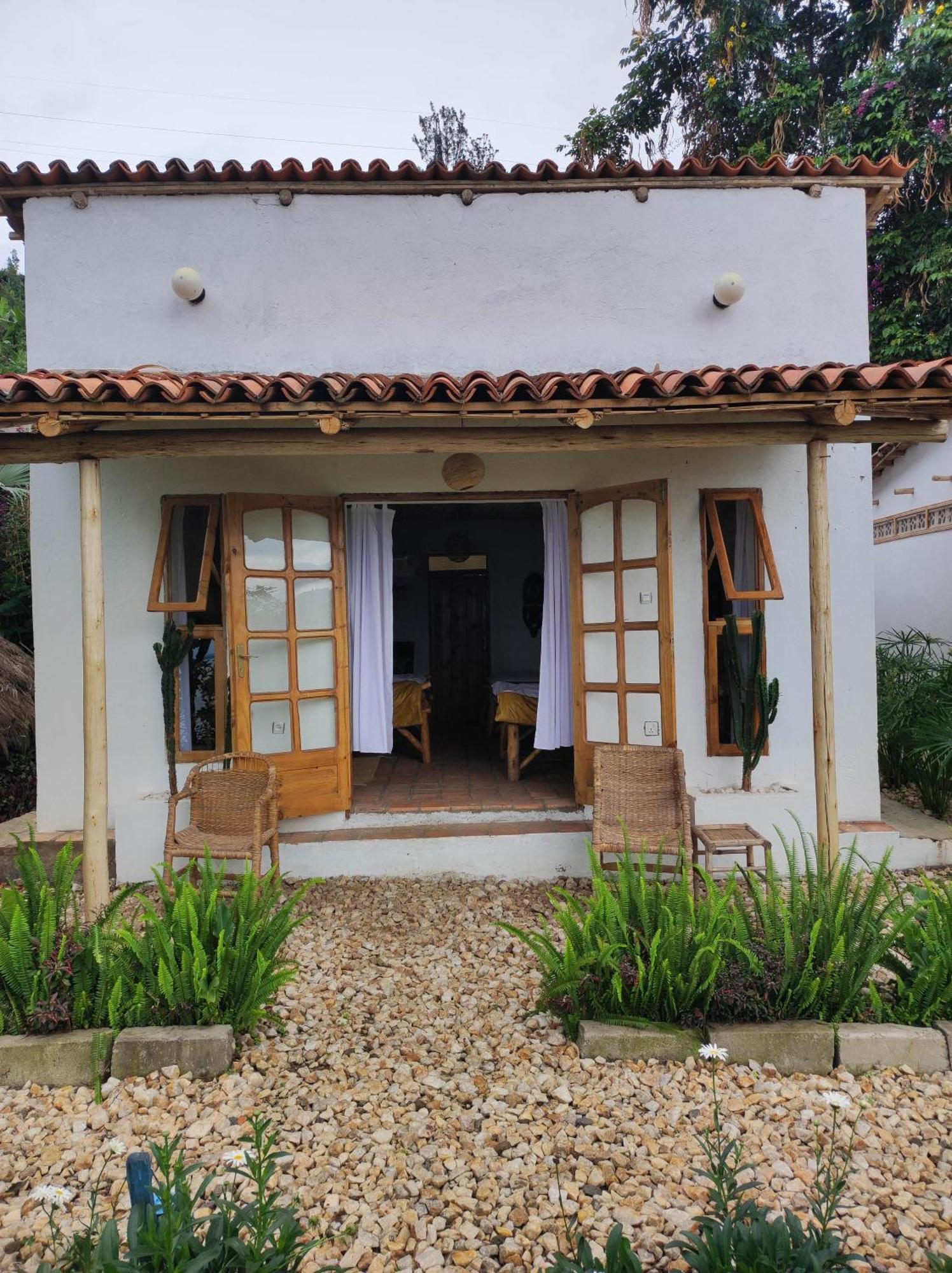 Inzu Lodge Gisenyi Extérieur photo